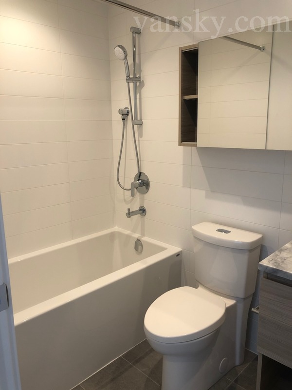 200421183558_Marquee - bethroom 1.JPG